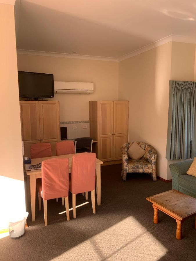Bairnsdale Tanjil Motor Inn Exterior foto